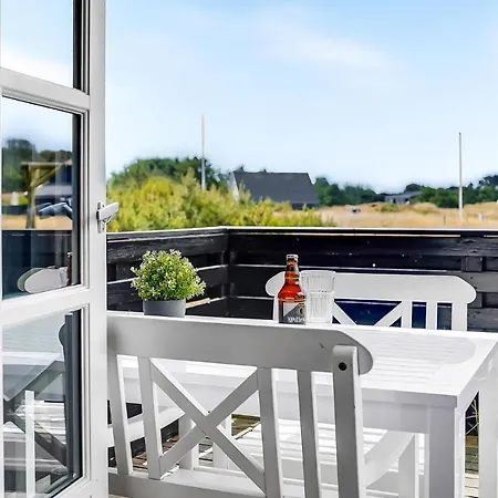 3 Bedroom Gorgeous Home In Fano Semesterbostad *